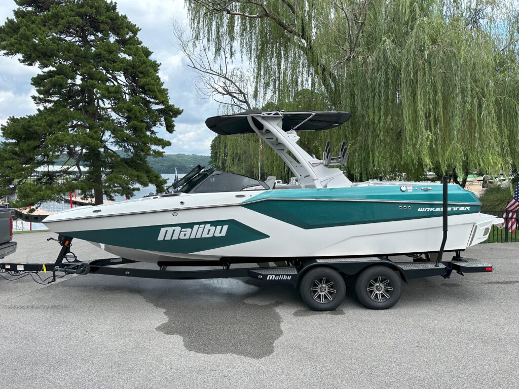 2024 Malibu 23 MXZ